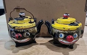 Clown Face Black Teapot Salt and Pepper Shakers With Wire Handles Black Yellow - Picture 1 of 13