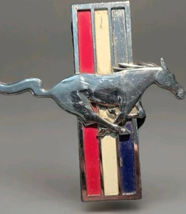 Vintage Ford Mustang passenger fender emblem badge decal logo Factory Genuine - Picture 1 of 2