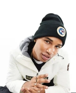Napapijri Mountain logo patch beanie in black | New w/Tags | Top Quality Brand - Picture 1 of 4