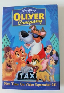Oliver & Company Walt Disney Video VHS Release Promo Pin Button - Bild 1 von 4