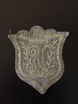 Crest Badge Sew On Appliqués Patch 5x6.5cm - Image 1 of 4