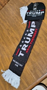 "Make America Great Again" New Trump Scarf And Beanie Hat Set Combo - Picture 1 of 2
