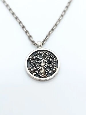 Colar pingente delicado LOIS HILL granulado Bali Scroll prata esterlina  - Imagem 1 de 4
