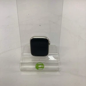 Unlocked Apple Watch Series 7 45MM Silver Aluminum A2477 - Photo 1 sur 6