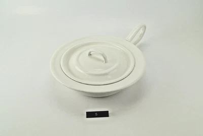 Bettpfanne Stechbecken Nachttopf mit Deckel Weiß Metall Vintage Retro - Bild 1 von 4