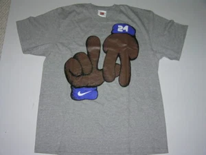 O.G. Nike Kobe Bryant L.A. Muppet Hands 24 KB Black Mamba Men's size Medium - Picture 1 of 6