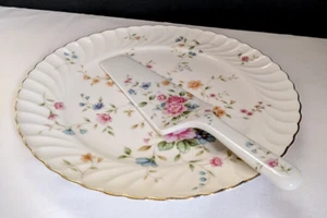 Andrea by Sadek Cake Plate Pie Server Madonna Exceed Bon Flowers Round 10-3/4" - Imagen 1 de 10