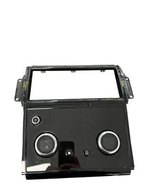 2018-2023 LAND ROVER DISCOVERY SPORT 2L AWD FRONT CLIMATE CONTROL PANEL W/SWITCH - Image 1 of 4