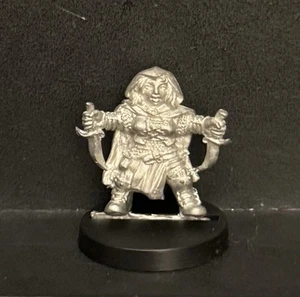 Female Dwarf Rogue - Stonehaven Miniatures - 23mm Metal D&D AD&D RPG - Bild 1 von 2