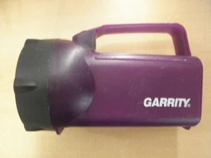 Garrity 6 VOLT LATERNE TASCHENLAMPE (Batterie nicht enthalten) getestet funktioniert. - Bild 1 von 8