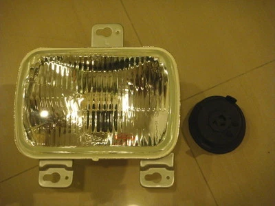 FARO MAZDA R100 1200 1300 1000 UTE M10A STB NUEVO LADO IZQUIERDO Foto 1 de 2