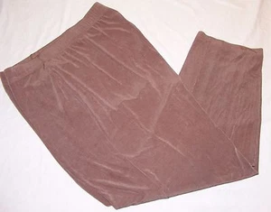 Travelers Chicos 3 Short XL 16 Brown Pants Slack Stretch Stretchy - Picture 1 of 4