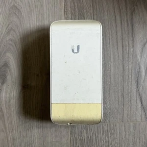 Ubiquiti NanoStation Loco M2 (LocoM2) AirMax 2,4 GHz interno/esterno CPE wireless - Foto 1 di 3