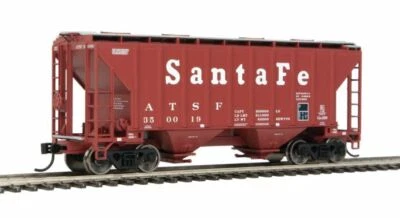 WALTHERS MAINLINE HO 37' GSC 2980 2-Bay Covered Hopper Santa Fe ATSF - Image 1 of 4