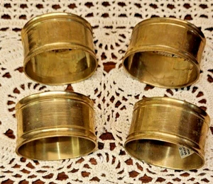 4er Set Serviettenringe massiv Messing oval (lesen) - Bild 1 von 5