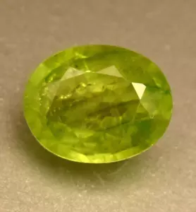 Natürlich Zertifiziert Grün Peridot 12.30 Karat Oval Schliff Lose Edelstein Für - Bild 1 von 5