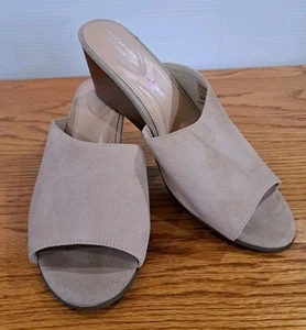 Rockport Total Motion Taylor asymmetrische Damen-Pantolette Keilsandale hellbraun Größe 9 R4 - Bild 1 von 8