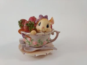 Mini taza de té Mouse in the House Strawberry Heaven 70009 arte fundido Ind 1999 - Imagen 1 de 7