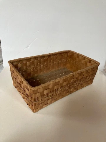 VINTAGE HANDMADE WOVEN SPLINT BASKET EUC Cover