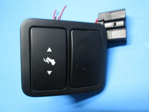 07-08 Hyundai Entourage Pedal High Adjustment Switch Black 93330-4D000-VA OEM - Picture 1 of 7