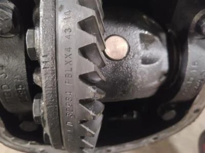 Used Front Axle Assembly Front 4WD fits: 2002 Jeep Wrangler Dana 30 LHD 3.07 rat - Image 1 of 4