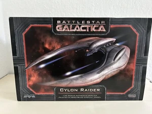 Moebius Models Cyclon Raider Battlestar Galactica, Maßstab 1/32 Fertigmodell  - Bild 1 von 4