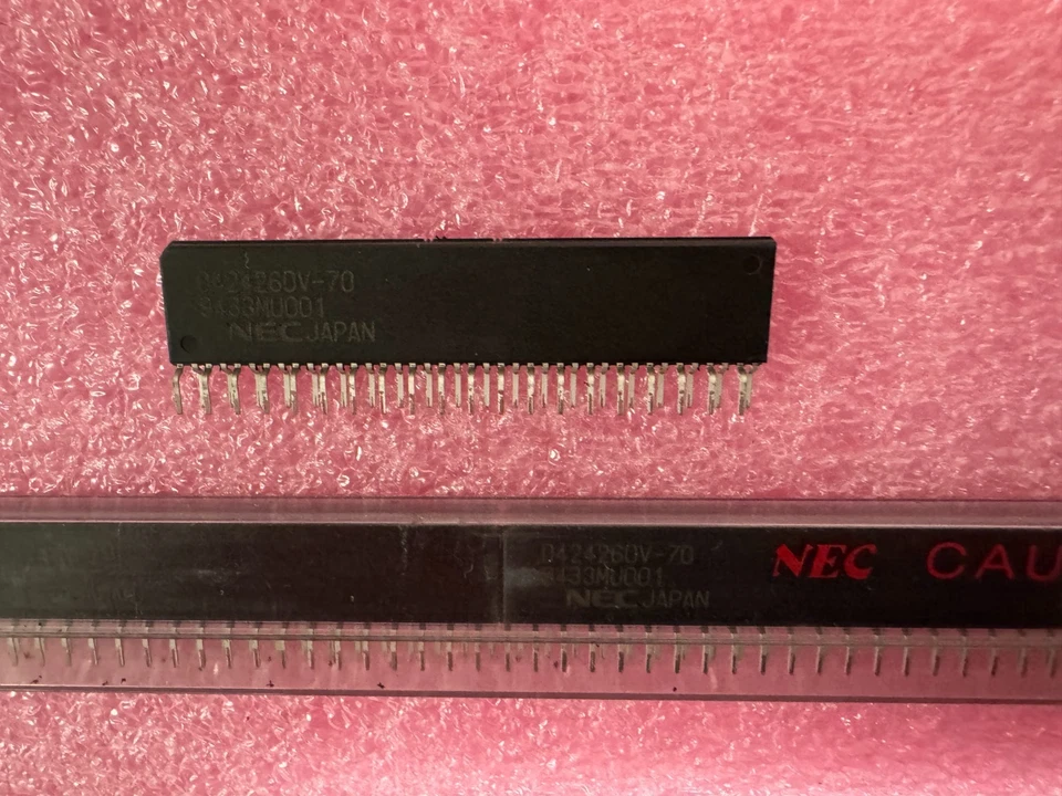 Vintage NEC 4x4-7 DRAM Chip D424260V-70 ZIP 40 pin 1994 Made in Japan RARE IC - Image 1 of 1