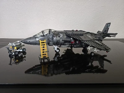 Call Of Duty Mega Bloks Set, jet fighter, Mint condition!  - Image 1 of 4