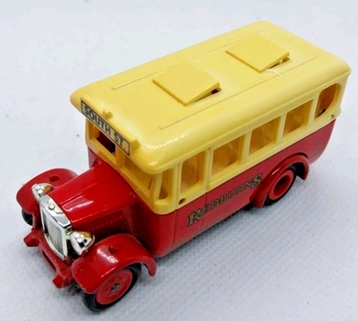 LLEDO 1935 DENNIS SINGLE DECK BUS REDBURNS MOTOR SERVICES LTD. - Image 1 of 4