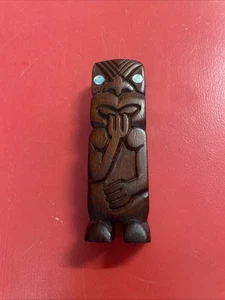 Vintage Neuseeland Rotorua Maori Abbild Paua Muschel & Holzschnitzerei Matai - Bild 1 von 2