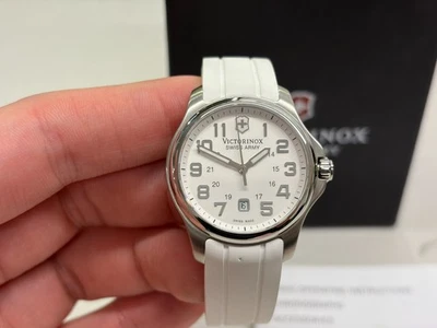 Reloj Victorinox Oficial del Ejército Suizo Damas en Blanco - 241366 Foto 1 de 4