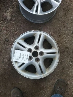 Rueda cupé 16x6 aluminio 5 radios para 03-05 STRATUS 333564 Foto 1 de 4