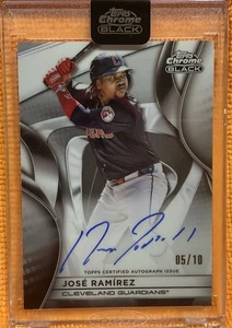 2025 Topps Chrome Black Jose Ramirez #CBA-JRA bianco 5/10 autografo guardiani - Foto 1 di 9