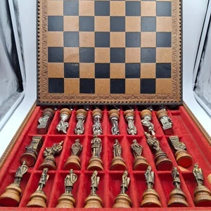 BACKGAMMON Schachset aus Metall und Holz mit Schachbrett im Koffer - Vintage - Bild 1 von 7