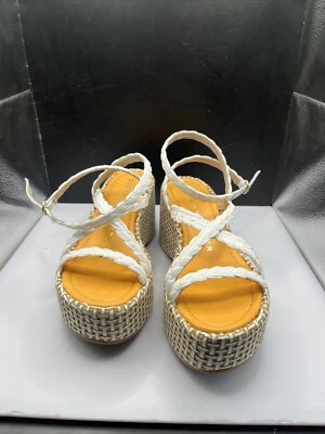 Sandália plataforma Sophia Webster Miranda tamanho 39 - 9 MSRP $520 - Imagem 1 de 4