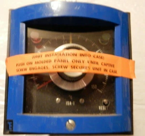 THERMO ELECTRIC 32000 SERIES TEMPERATURE CONTROL# 3220621130 - Picture 1 of 3