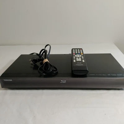Toshiba Blu-ray Disc / DVD Player BDX2000KU with Original Remote Tested - Image 1 of 4