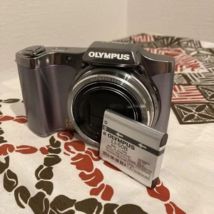 Olympus SZ 14 Digital Camera 14MP 24x Zoom Silver Compact Tested Clean - Picture 1 of 9