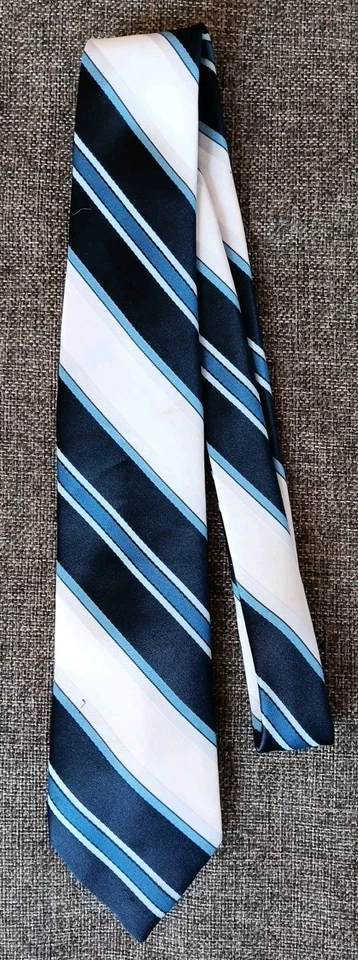 Gravata masculina anos 70 anos 80 anos 90 Y2K coleção Pirelli listra branca azul 3 largas 58 longas - Imagem 1 de 4