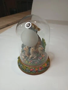 Edward D Hart Wolves Howling Figurine Limited Edition Vintage Wolves Decor - Picture 1 of 9