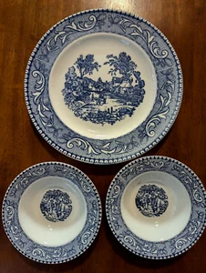 HOMER LAUGHLIN PLATE "SHAKESPEARE COUNTRY" BLUE 10" Plate & 2 Small Bowls - Picture 1 of 7