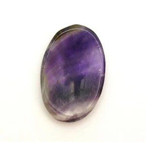 Amethyst Crystal Palm Thumbstone with Indent 33mm - 38mm - Bild 1 von 1