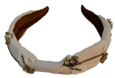 Diadema Beige con Estrellas Foto 1 de 3