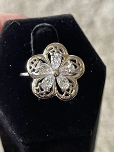 Anillo de plata esterlina flor de plumeria lágrima transparente circonita cúbica talla 6- precioso - Imagen 1 de 11