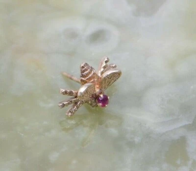 Vintage 14K YG Fly Tie Tack Ruby Stone as the Head Circa 1960 - Image 1 of 4