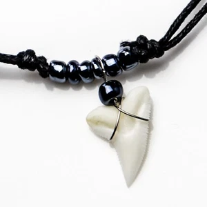 Genuine shark tooth necklace gun metal grey souvenir collectable boys c9 - Picture 1 of 5