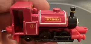 SKARLOEY ! THOMAS FRIENDS TRAIN ERTL DIECAST 1997 ! NARROW GAUGE ENGINE - Picture 1 of 7