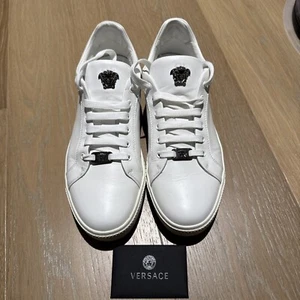 Versace All Leather Trainer Size 42 Only Wore Twice - Picture 1 of 13
