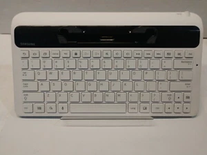 Samsung Mini Ipad Keyboard White and black S/N DF1C220AS P/N:ECR-K15AWEBXAR - Picture 1 of 5