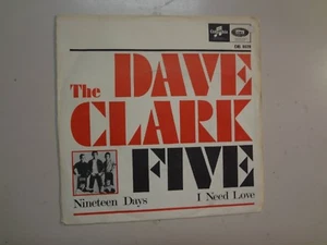 DAVE CLARK FIVE: Nineteen Days- I Need Love-Sweden 7" 1966 Columbia DB 8028 PSL - Picture 1 of 4